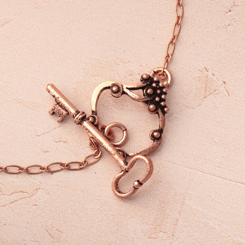 22x22mm Copper Victorian Design with Key Toggle