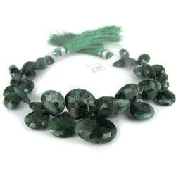 7x7-13x11mm Emerald Heart Briolette 7 inch 39 pieces